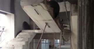 Демонтаж лестницы Холмск, цена от 2961 руб.