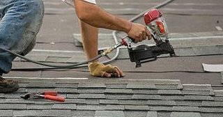 Демонтаж рулонной кровли: цена за от 572 рублей м2 в Холмске